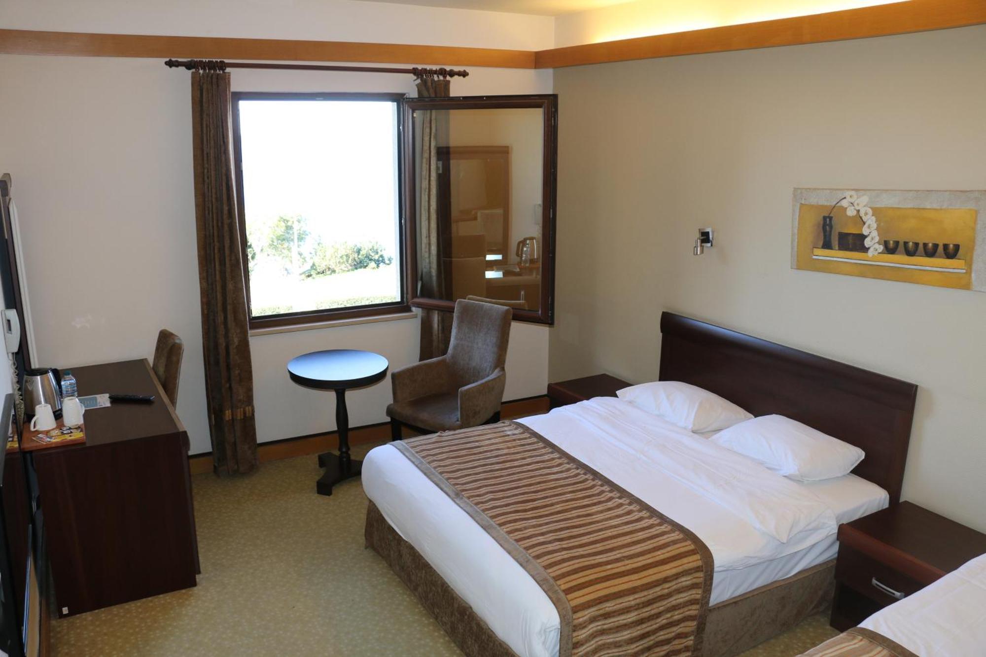 Hotel Lazlakar Sogutlu  Eksteriør billede