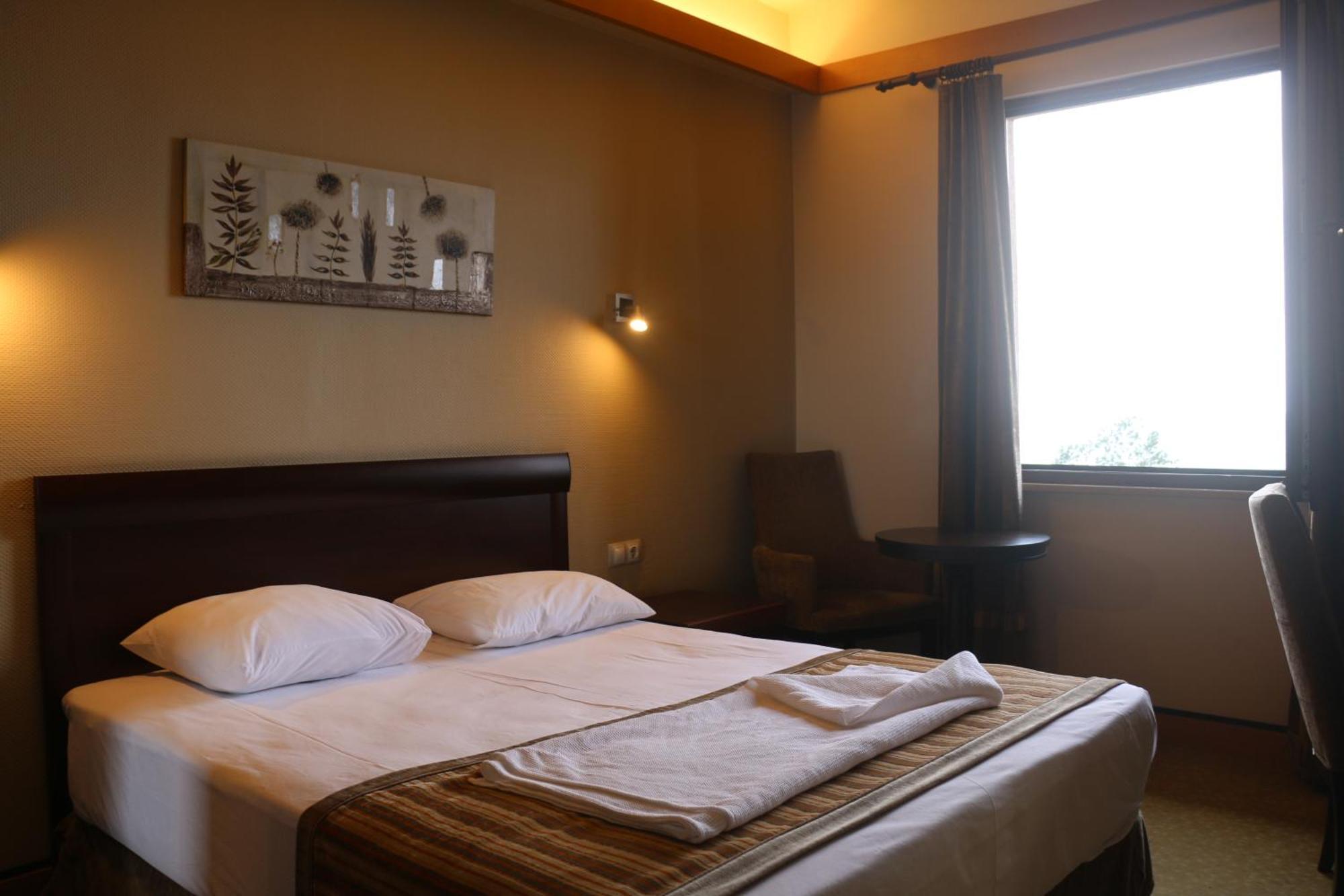 Hotel Lazlakar Sogutlu  Eksteriør billede